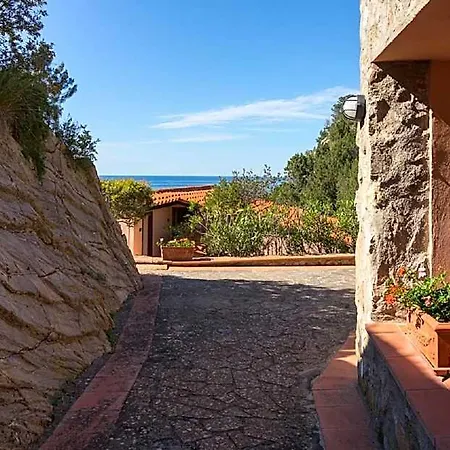 Cota Quinta Apartment Cavo